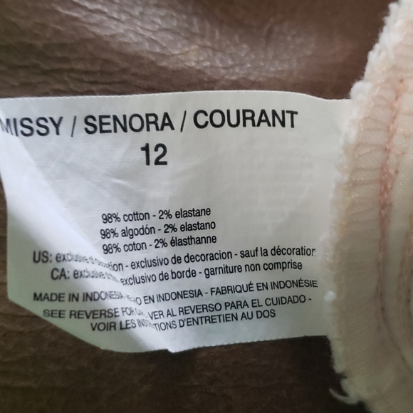 Gloria Vanderbilt Shimmering Effects Capris Sz 12 - Picture 5 of 6